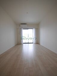 東京メトロ丸ノ内線 新宿御苑前駅 徒歩4分の賃貸マンション 12階1Kのリビング/ダイニング