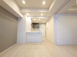 都営大江戸線 本郷三丁目駅 徒歩2分の賃貸マンション 9階1LDKのリビング/ダイニング