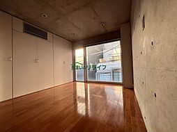 東京メトロ丸ノ内線 四谷三丁目駅 徒歩5分の賃貸マンション 3階ワンルームのリビング/ダイニング