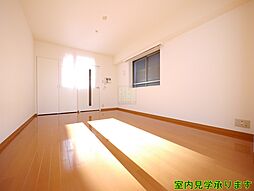 東京メトロ丸ノ内線 新宿御苑前駅 徒歩2分の賃貸マンション 5階1Kのリビング/ダイニング