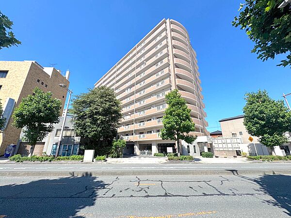 apartment 埼玉県熊谷市銀座３丁目61-1
地図を見る