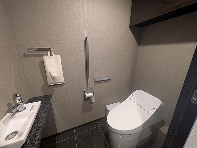 トイレ グランドヒルズ恵比寿 8階/-
