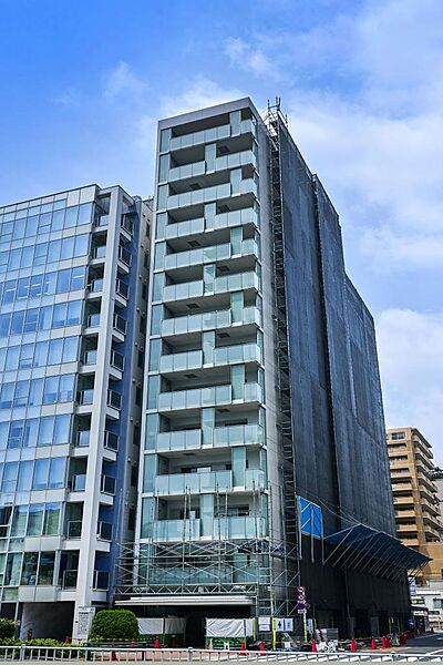 忙しく過ぎゆく日常を置き去るほど、ゆったりした時間が流れる住環境。『快適』は「家」と「街」と「環境」が調和した時に訪れるのだと改めて感じさせてくれます。
