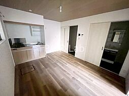 LEROY駒ヶ林 2階1LDKのリビング/ダイニング