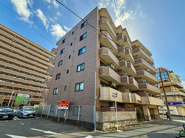 【現地外観写真】相模原市立谷口小学校まで徒歩10分です。小さなお子様にも負担が少なめの距離に小学校があります。子育て世帯にもおすすめの立地です。