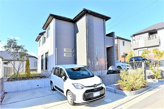 低層住宅が立ち...