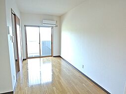 シェリール・パルク 204 2階1LDKのリビング/ダイニング