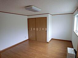 Ｎｏｒｔｈ　Ｅｓｔａｔｅ　I 7 1階1Kのリビング/ダイニング