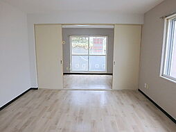 エルシティパーク 201 2階1LDKのリビング/ダイニング