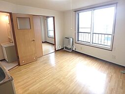 テラスハウス月寒 201 2階1LDKのリビング/ダイニング