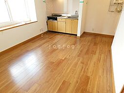 はなぶさ館 103 2階1LDKのリビング/ダイニング