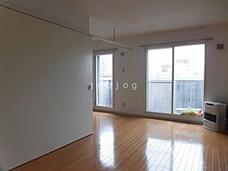 アグマール 403 4階1LDKのリビング/ダイニング