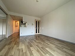 ＲＯＳＳＯ 0201 2階1LDKのリビング/ダイニング