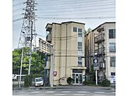 桂駅よりバス13分 徒歩1分 4階 築42年7ヶ月の賃貸物件
