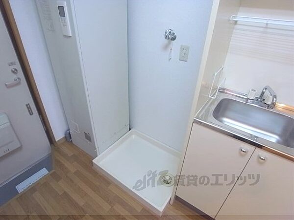 画像14:室内に洗濯機が設置できます。