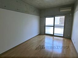 ラ・ヴィル・フルール 1階1Kのリビング/ダイニング