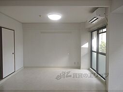 JR山陰本線 太秦駅 徒歩10分の賃貸マンション 1階1LDKのリビング/ダイニング