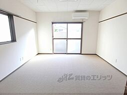 京福電気鉄道北野線 等持院・立命館大学衣笠キャンパス前駅 徒歩4分の賃貸アパート 1階1Kのリビング/ダイニング