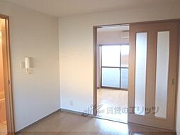 阪急嵐山線 上桂駅 徒歩4分の賃貸アパート 1階1DKのリビング/ダイニング