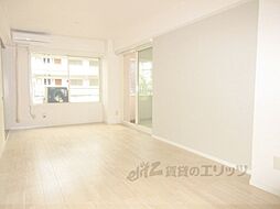 シーズン嵐山 403 4階2LDKのリビング/ダイニング