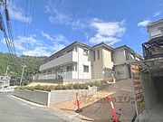 北大路駅よりバス21分 徒歩3分 1階 築3年8ヶ月の賃貸物件