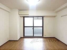 JR山陰本線 太秦駅 徒歩10分の賃貸マンション 1階1Kのリビング/ダイニング