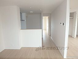 くおん嵯峨東棟 201 2階3LDKのリビング/ダイニング