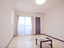 レオネクスト宇多野 2階1Kのリビング/ダイニング