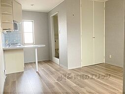 カリーナ南丹 207 2階ワンルームのリビング/ダイニング