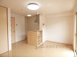 アムール西桂 1階ワンルームのリビング/ダイニング