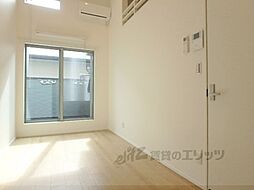 JR山陰本線 花園駅 徒歩6分の賃貸アパート 2階1Kのリビング/ダイニング