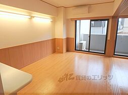 JR山陰本線 花園駅 徒歩10分の賃貸マンション 2階3LDKのリビング/ダイニング