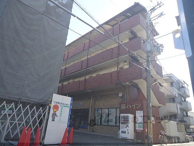 5 / 11