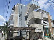 亀岡駅より徒歩16分 3階 築29年10ヶ月の賃貸物件