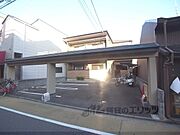 今出川駅より徒歩17分 2階 築18年9ヶ月の賃貸物件
