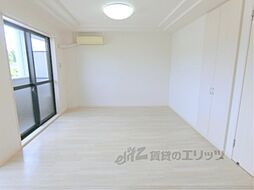 JR東海道・山陽本線 能登川駅 バス20分 香之庄停下車 徒歩10分の賃貸アパート 2階1LDKのリビング/ダイニング