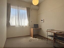 レオパレスＫ＆ＫI 202 2階1Kのリビング/ダイニング