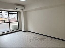 フォーレストハイツ3 2階ワンルームのリビング/ダイニング