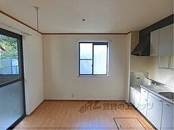 JR東海道・山陽本線 石山駅 徒歩14分の賃貸マンション 1階2LDKのリビング/ダイニング