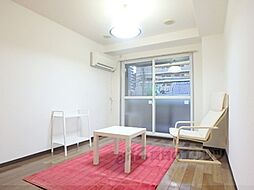 JR東海道・山陽本線 大津駅 徒歩4分の賃貸マンション 1階ワンルームのリビング/ダイニング