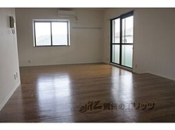 メゾン寿 4階ワンルームのリビング/ダイニング