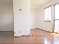 ユリシス 1階ワンルームのリビング/ダイニング