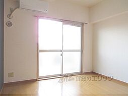 ベルヴィ大津 2階1Kのリビング/ダイニング