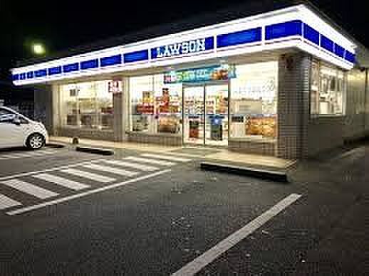 ローソン宗像徳重店 徒歩7分。 540m