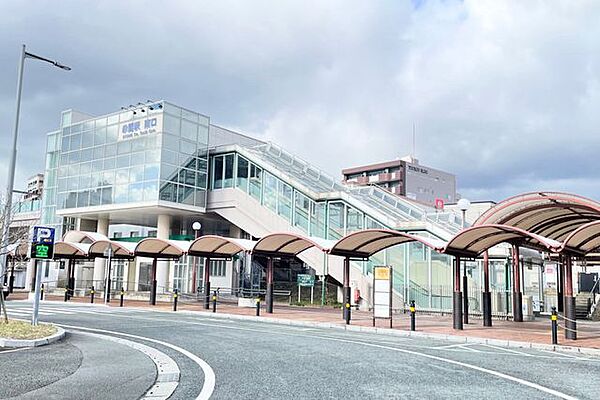 赤間駅南口 徒歩15分。 1130m