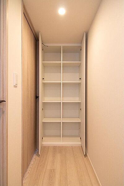 収納
