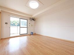 JR南武線 稲城長沼駅 徒歩11分の賃貸マンション 1階2LDKのリビング/ダイニング