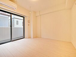 JR南武線 武蔵新城駅 徒歩9分の賃貸マンション 6階1Kのリビング/ダイニング