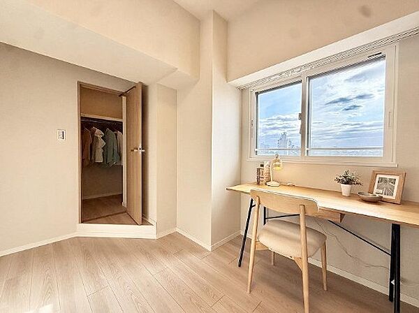 ワークスペースや子ども部屋に最適な4.5帖の居室