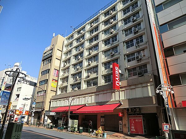 品揃えが充実、お惣菜も豊富にありお手頃価格。24時間・年中無休なのでいつでもお買い物できます。